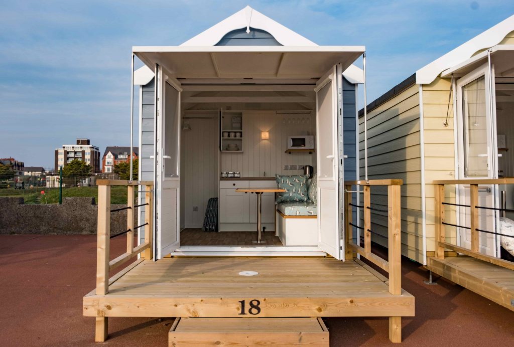 St Annes Beach hut Rental